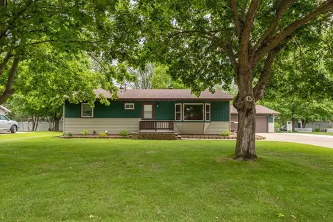1041 Pine Grove Ln, Lake City, MN 55041