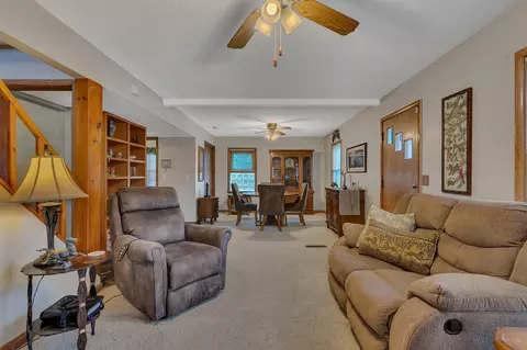 Living - 1420 Veterans Dr, Saint Cloud, MN 56303 photo 2 of 3