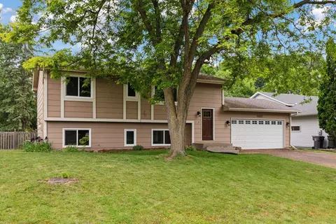 13422 Yosemite Ave S, Savage, MN 55378