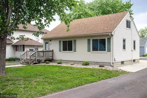 911 Sibley St, Mankato, MN 56001