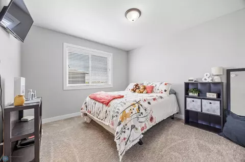 Bedroom - 116 Lindsey Ct, Mapleton, ND 58059 photo 4 of 6