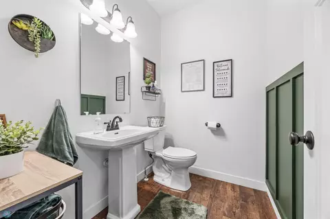 Bath - 116 Lindsey Ct, Mapleton, ND 58059 photo 1 of 5