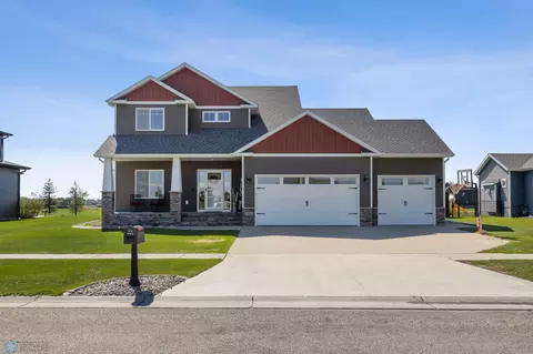 Exterior - 116 Lindsey Ct, Mapleton, ND 58059 photo 2 of 11
