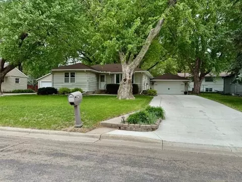 106 Morningside Rd, Albert Lea, MN 56007