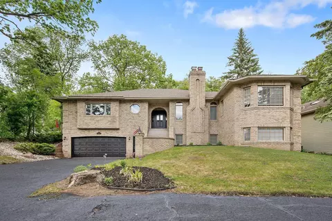 14510 Minnehaha Pl, Wayzata, MN 55391