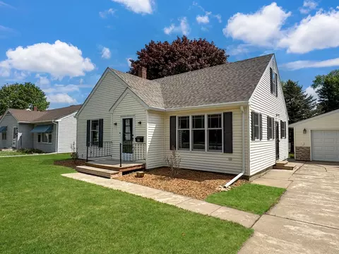 550 Center St, Tracy, MN 56175