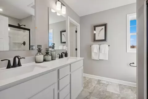 Bath - 1715 Upper 141st St E, Rosemount, MN 55068 photo 1 of 3
