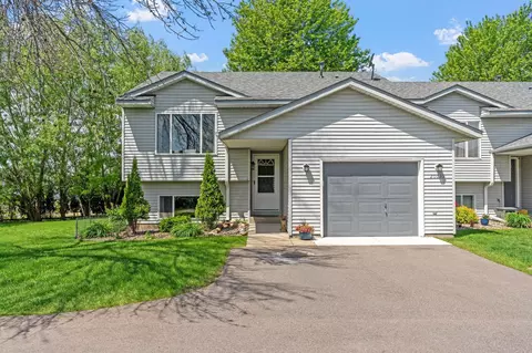20039 Ideal Way, Lakeville, MN 55044