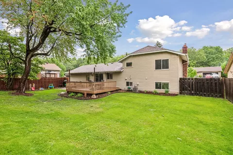 Exterior - 1686 Walnut Ln, Eagan, MN 55122 photo 5 of 6