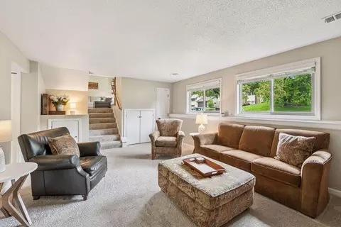 Living - 1686 Walnut Ln, Eagan, MN 55122 photo 5 of 5