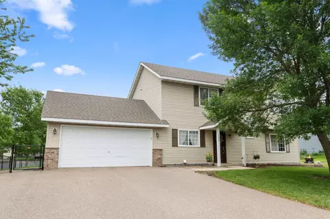 1200 Prairie St NW, Montgomery, MN 56069