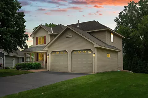 500 Mackubin Cir, Shoreview, MN 55126