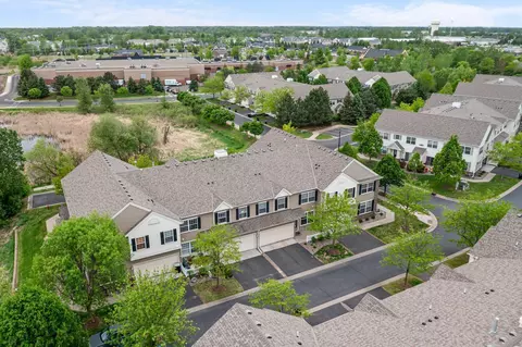 4503 Rosemary Way #6, Hugo, MN 55038