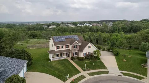 5224 Wendy Ln SW, Rochester, MN 55902