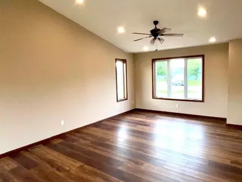 905 24th Ave NW, Austin, MN 55912 photo 7