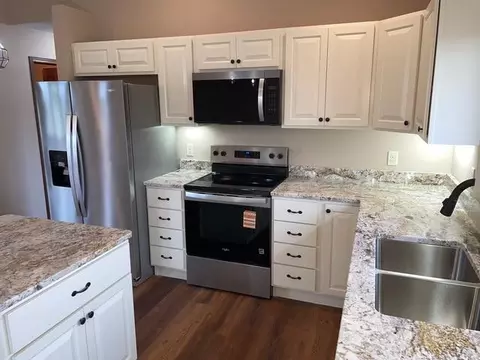 905 24th Ave NW, Austin, MN 55912 photo 3