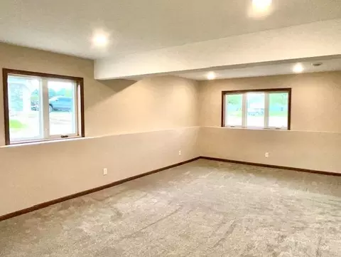 905 24th Ave NW, Austin, MN 55912 photo 17