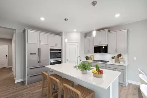 8397 Brumby Trl, Woodbury, MN 55129
