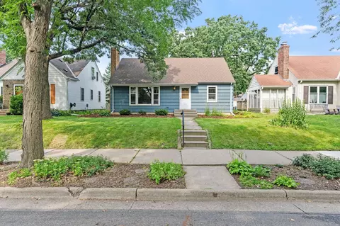 5522 Shoreview Ave, Minneapolis, MN 55417