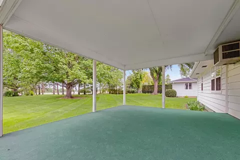 706 9th Ave SW, Faribault, MN 55021 photo 6