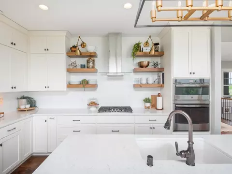 2847 44th St W, Webster, MN 55088