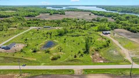 22101 NE Tri County Rd NE, Paynesville, MN 56362