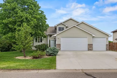 10664 58th St NE, Albertville, MN 55301