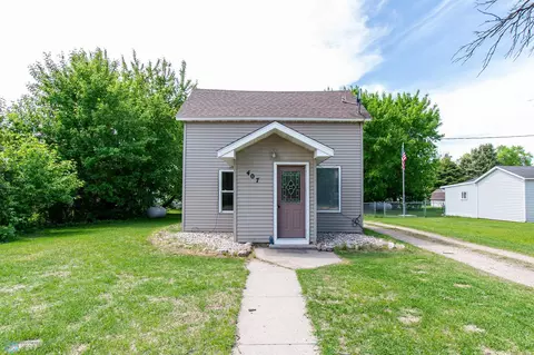 407 2nd St NW, Barnesville, MN 56514