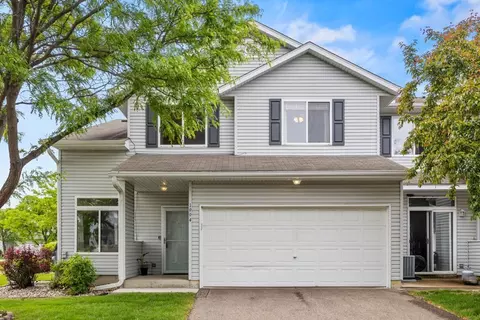 1994 Parkway Ave, Shakopee, MN 55379