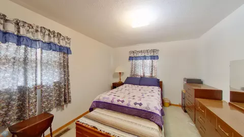 2118 11th Ave SW, Devils Lake, ND 58301 photo 17
