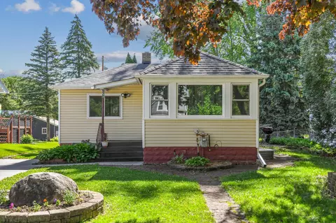 926 Bellows St, West Saint Paul, MN 55118