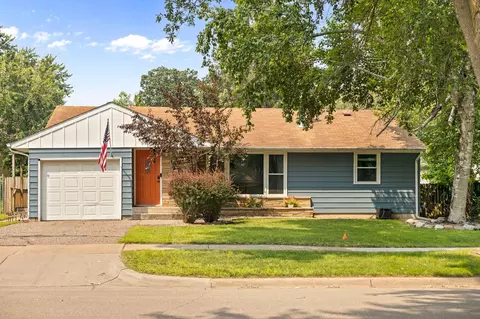 1400 Ramsey St, Hastings, MN 55033