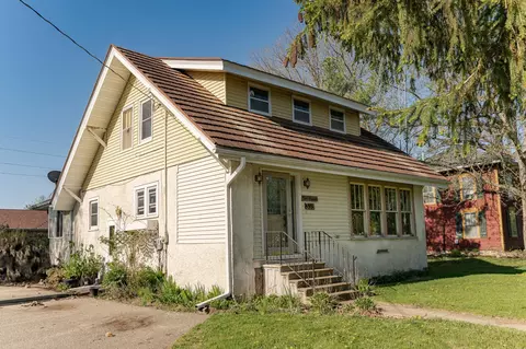 339 Cherry St E, Mazeppa, MN 55956
