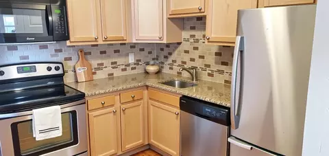 3155 Coachman Rd #350, Eagan, MN 55121