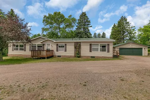 19410 65th St NE, New London, MN 56273