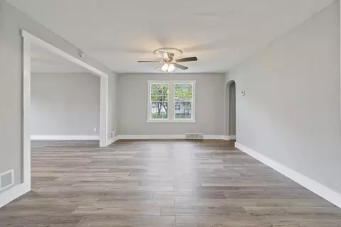 Living - 806 N 4th St, Marshall, MN 56258 photo 2 of 7