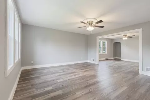 Living - 806 N 4th St, Marshall, MN 56258 photo 6 of 7