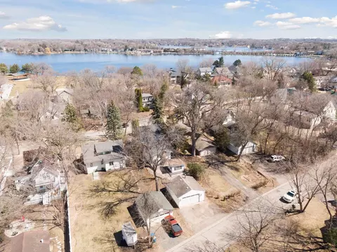 View/Area - 168 1st St, Excelsior, MN 55331 photo 1 of 2