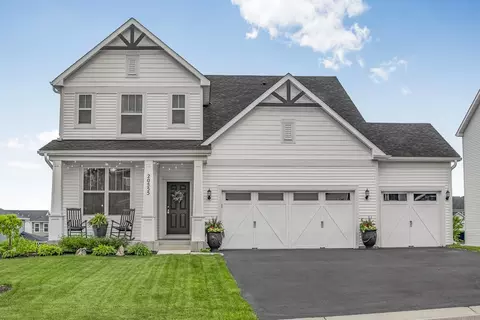 20555 Greenwood Ave, Lakeville, MN 55044