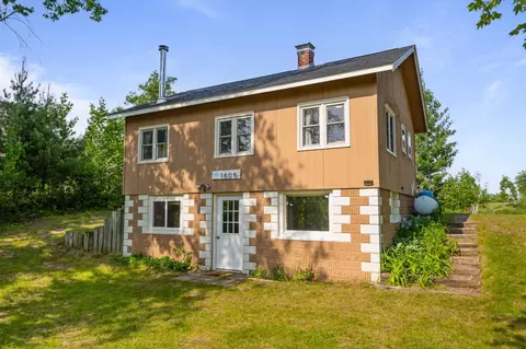 1605 S White Ash Ln, Balsam Lake, WI 54810