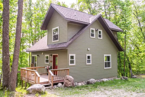 8586 W Graves Lake Rd NE, Remer, MN 56672