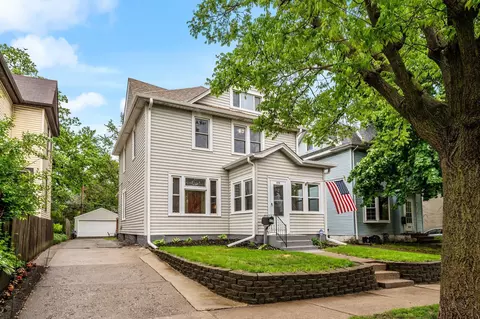 658 Plum St, Saint Paul, MN 55106