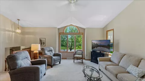 2705 Serenity Dr, Saint Cloud, MN 56301 photo 3