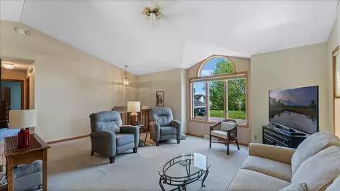 2705 Serenity Dr, Saint Cloud, MN 56301 photo 4