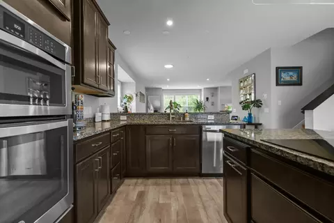 4014 River Valley Way, Eagan, MN 55122 photo 12