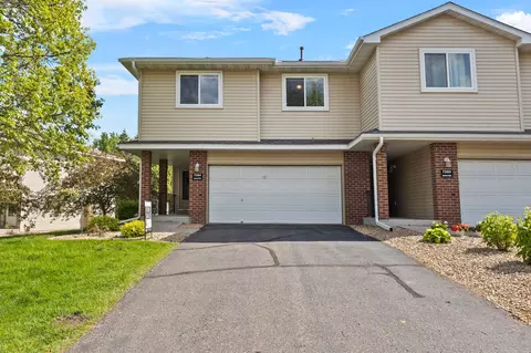 7384 Braden Trl, Inver Grove Heights, MN 55076