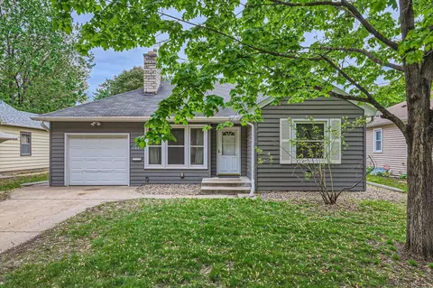7029 Augsburg Ave S, Richfield, MN 55423