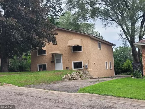 327 14th Ave S, South Saint Paul, MN 55075