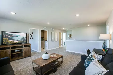 Entry Way - 890 Laurel Ct, Chaska, MN 55318 photo 3 of 5