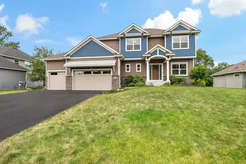 2915 Thunder Bay Ct, Little Canada, MN 55117